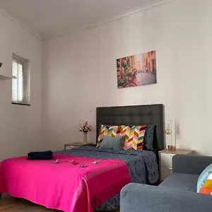 By La Rambla Rooms , Barcelona Espanha